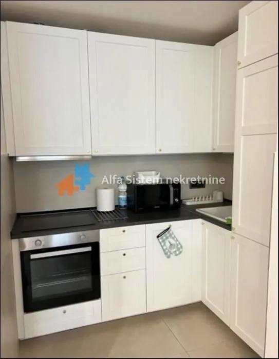 Izdavanje, dvosoban stan, 50m², Stari Grad, Beograd