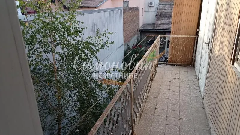 Prodaja, stan, 214m², Zemun Centar, Zemun Sve Podlokacije