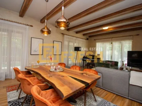 Prodaja, kuća, 400m², Danilovgrad, Crna Gora - image 17