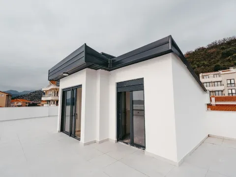 Izdavanje, ugostiteljski objekat, 1600m², Budva, Crna Gora - image 61