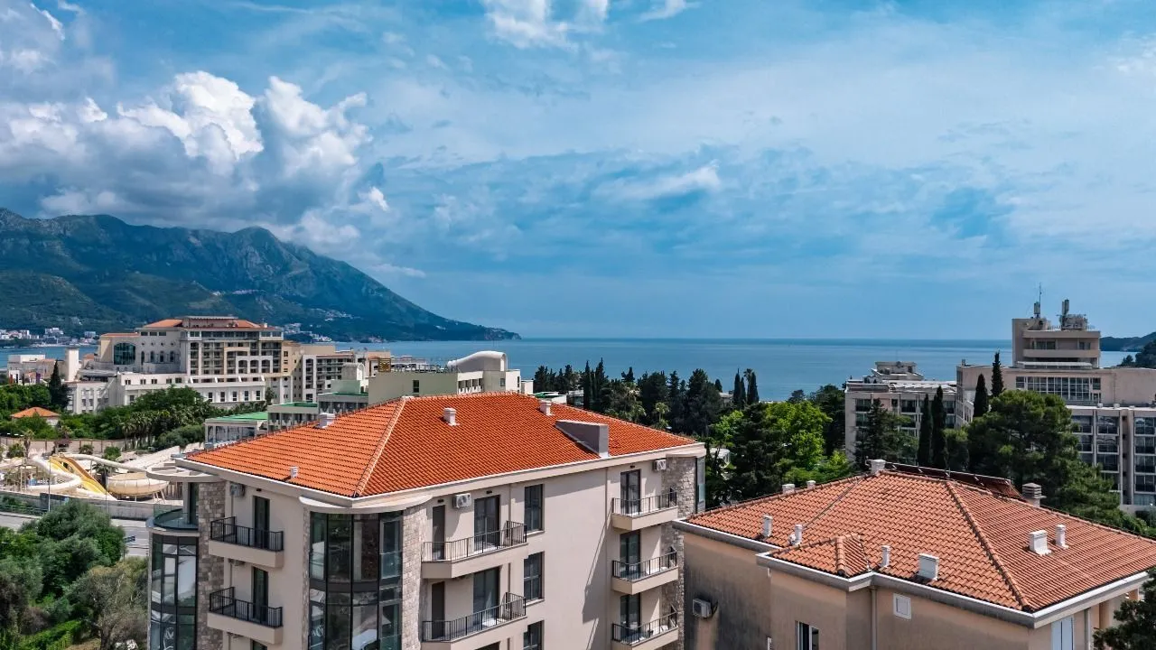 Sale, three bedroom apartment, 134m², Bečići, Budva