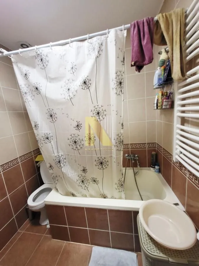 Prodaja, trosoban stan, 80m², Nova Detelinara, Novi Sad Sve Podlokacije