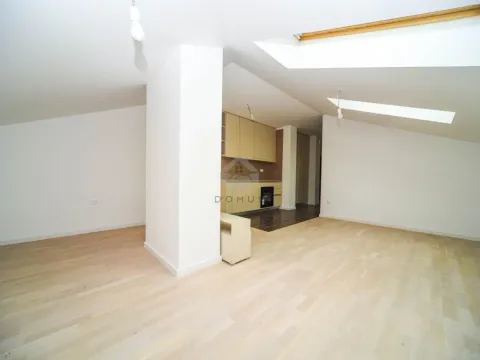 Prodaja, jednosoban stan, 54m², Tološi, Podgorica - image 3