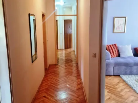 Prodaja, kuća, 400m², Pantelej, Niš - image 8