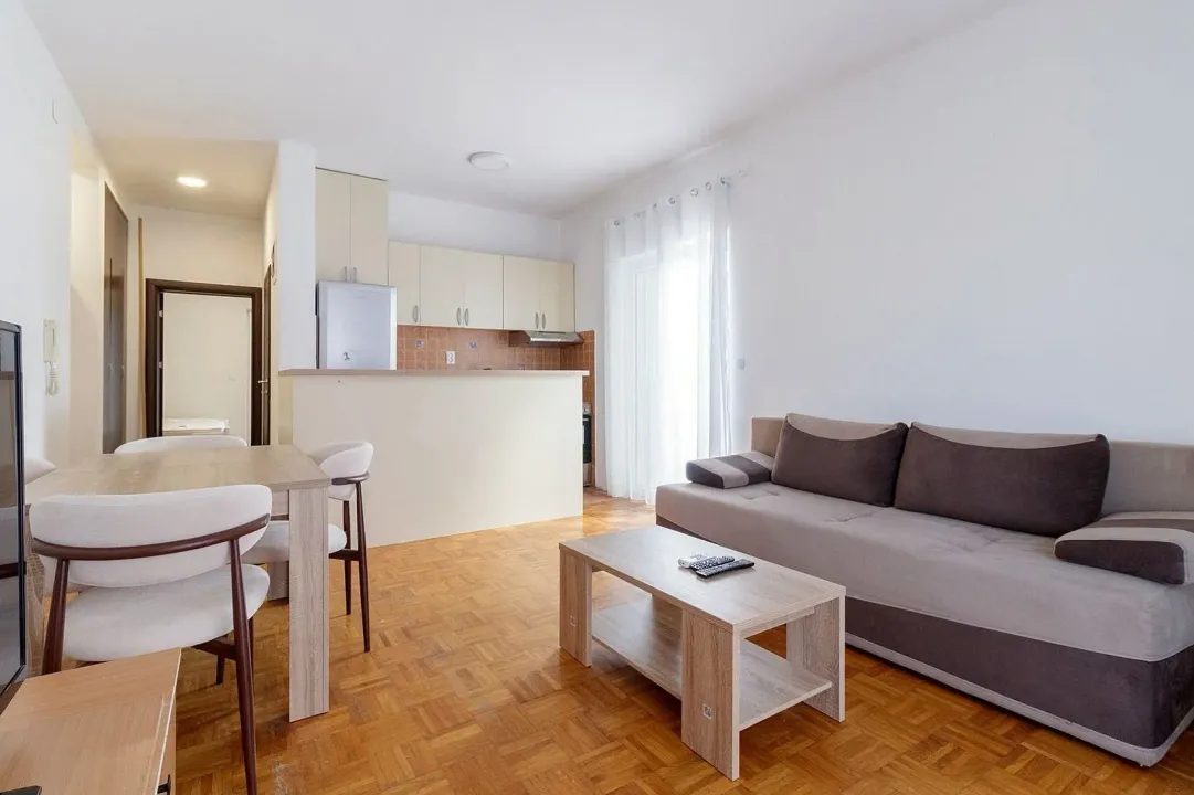 Prodaja, jednosoban stan, 52m², Dumidran, Tivat