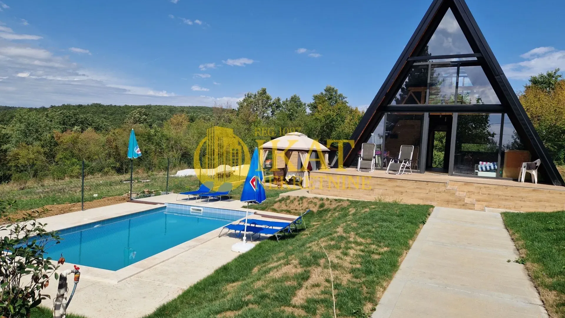 Prodaja, kuća, 121m², Lisović, Barajevo