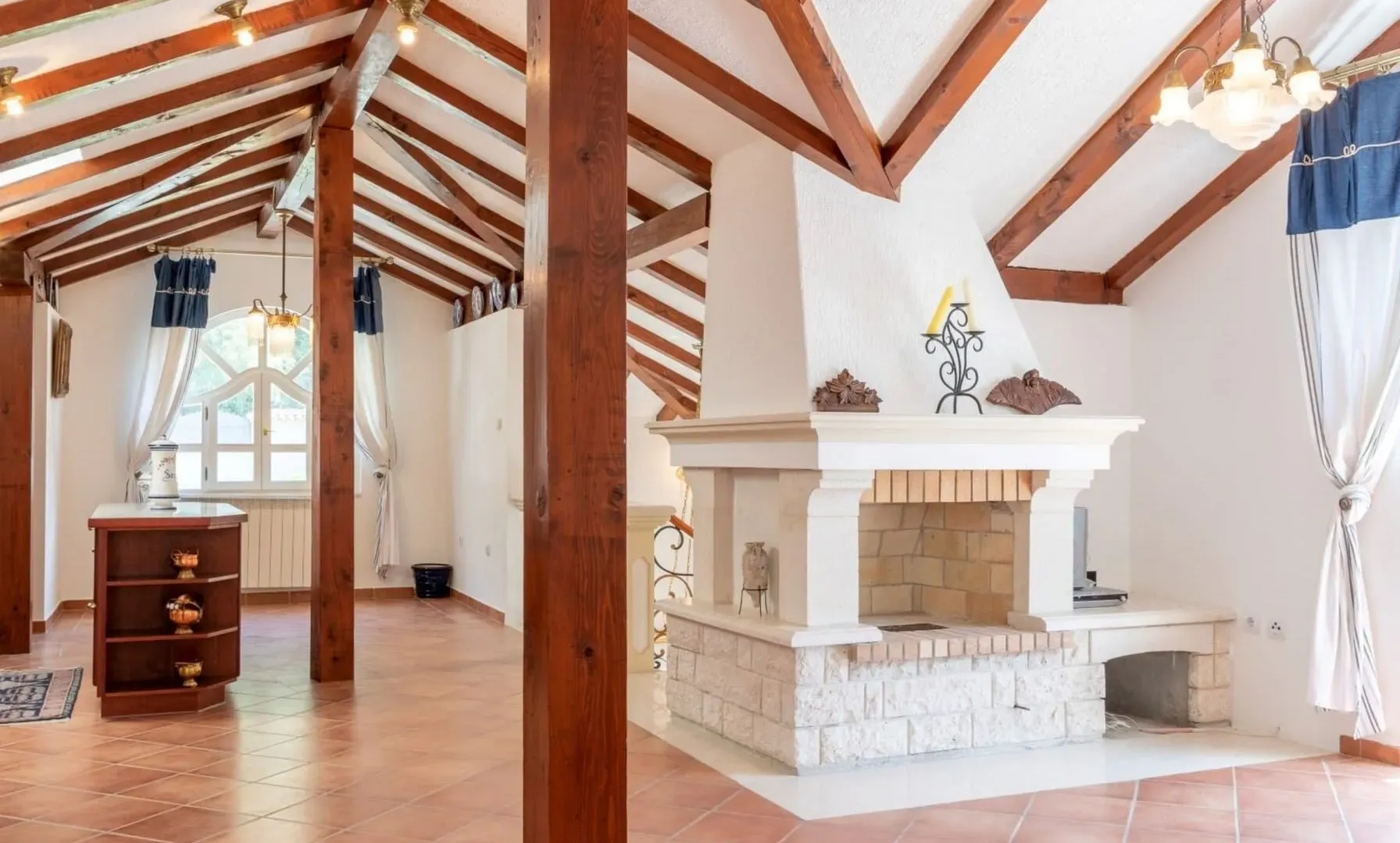 Sale, house, 409m², Ljuta, Kotor
