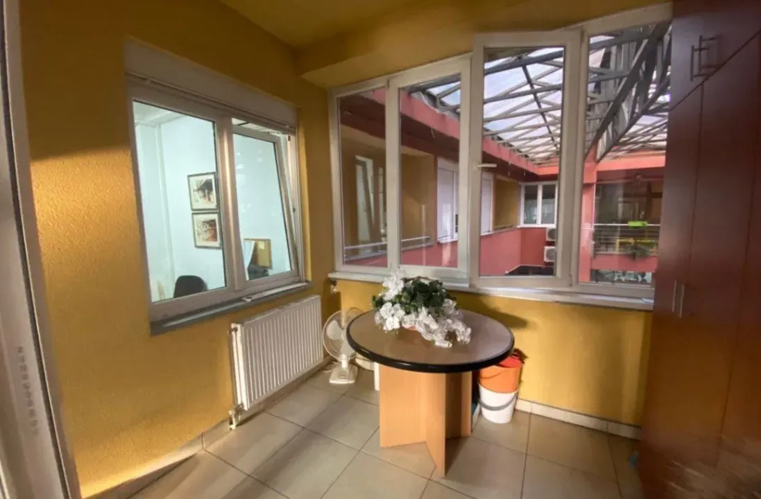 Prodaja, trosoban stan, 68m², Bulevar Oslobodjenja, Novi Sad Sve Podlokacije