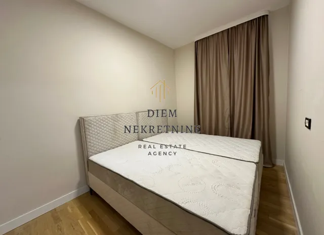 Izdavanje, trosoban stan, 66m², Blok 9, Podgorica