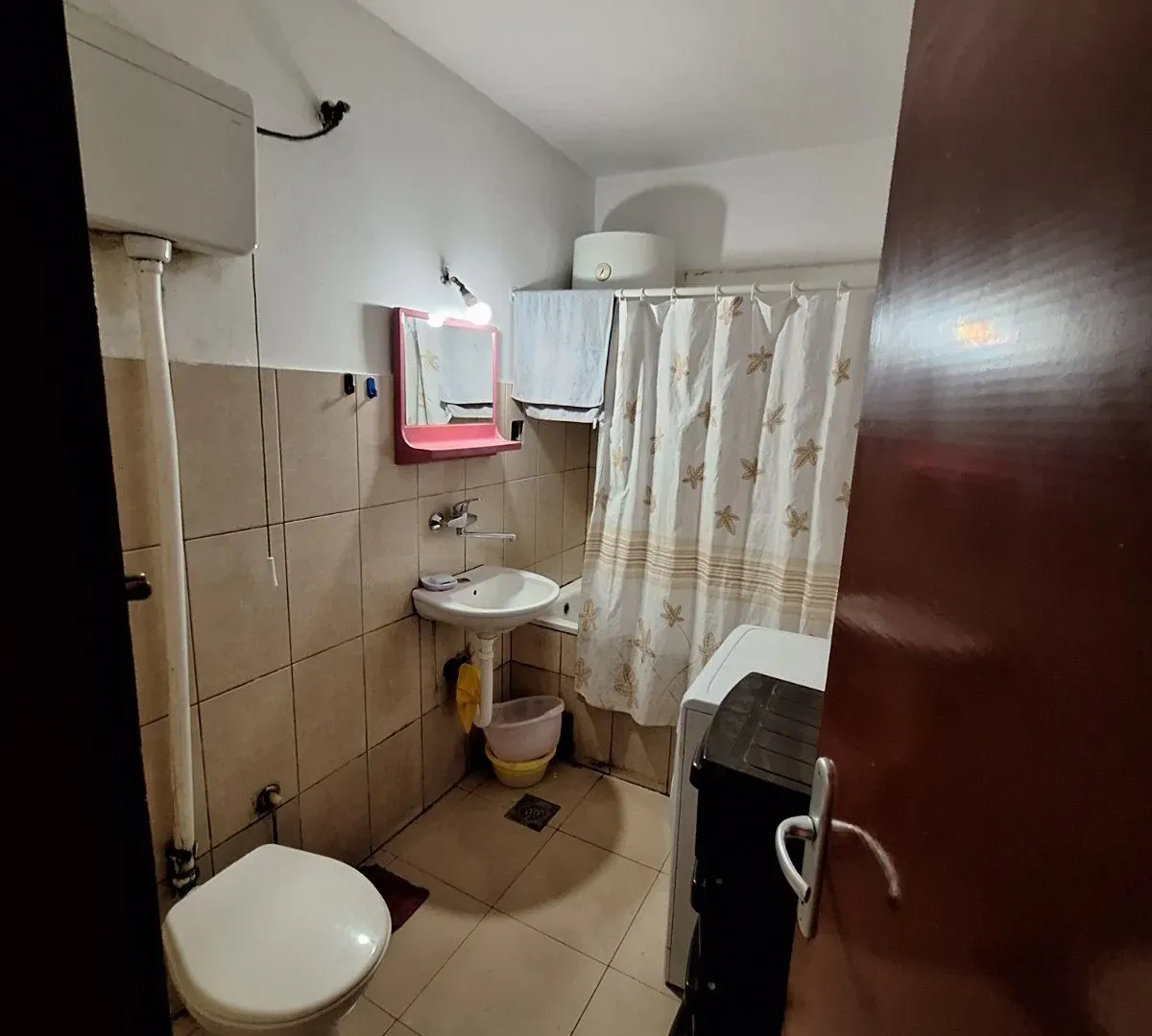 Prodaja, stan, 84m², Pejton, Podgorica