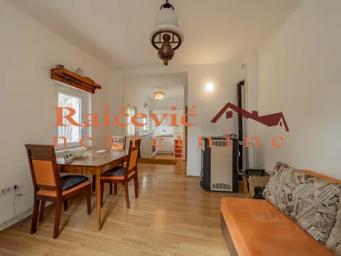 Rent, two bedroom apartment, 50m², Lipov Lad, Zvezdara Sve Podlokacije