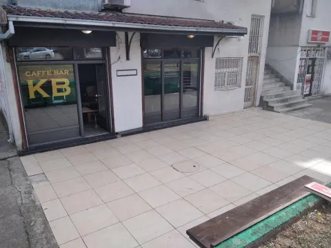 Sale, office space, 46m², Blok 5, Podgorica - image 2
