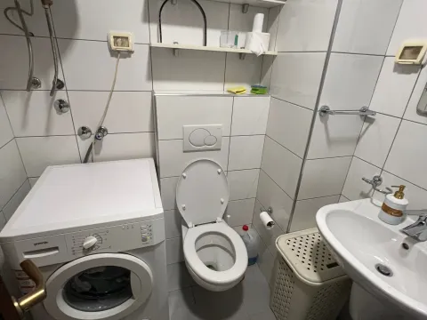 Rent, one bedroom apartment, 63m², City Kvart, Podgorica - image 10