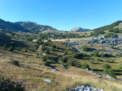 Zemljište in Ivanova Korita