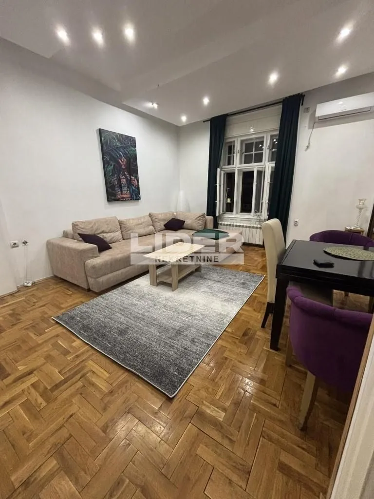 Rent, two bedroom apartment, 55m², Stari Grad, Beograd