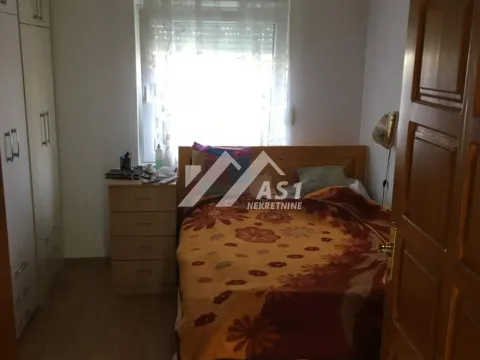 Prodaja, kuća, 250m², Paragovo, Petrovaradin - image 3