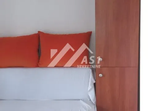 Izdavanje, jednosoban stan, 30m², Centar, Novi Sad - image 7
