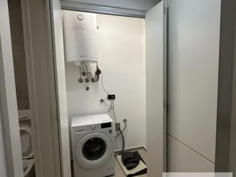 Izdavanje, dvosoban stan, 56m², Stari Grad, Beograd - image 15