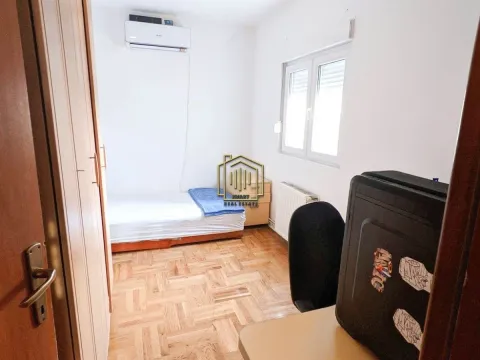 Prodaja, trosoban stan, 75m², Stari Aerodrom, Podgorica - image 8