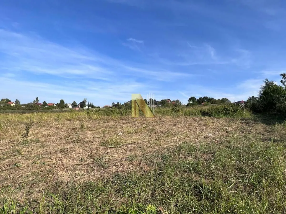 Prodaja, plac, 209m², Ledinci, Petrovaradin