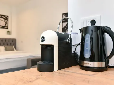 Rent, studio apartment, 30m², Budva, Crna Gora - image 14