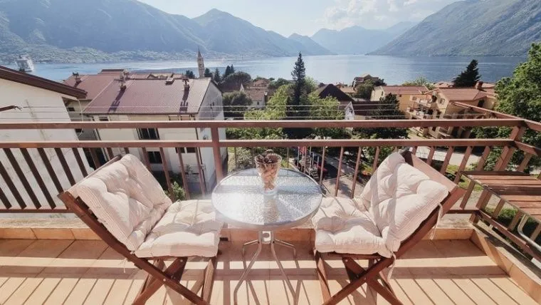 Sale, one bedroom apartment, 49m², Dobrota, Kotor