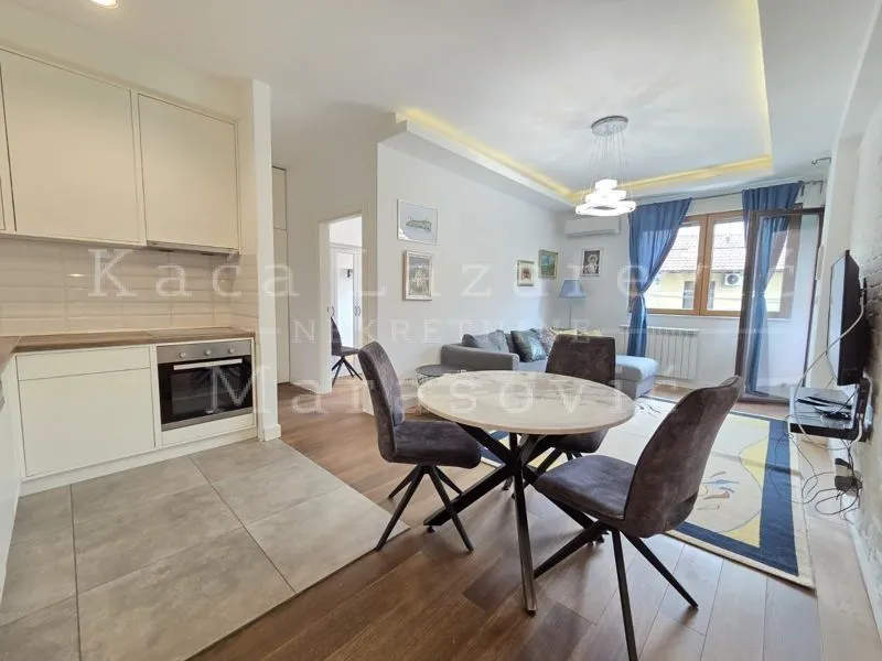 Rent, two bedroom apartment, 57m², Savski Venac, Beograd