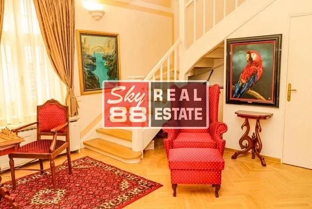 Sale, house, 243m², Savski Venac, Beograd