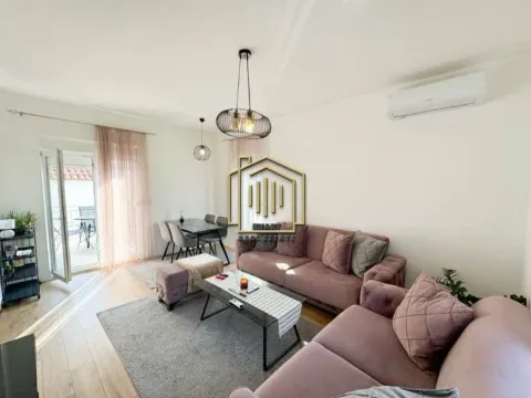 Izdavanje, dvosoban stan, 64m², Zabjelo, Podgorica - image 1
