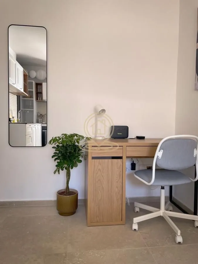 Rent, two bedroom apartment, 41m², Slavija, Vračar Sve Podlokacije