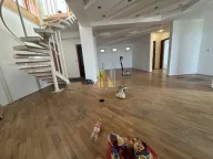 Izdavanje, poslovni prostor, 216m², Centar, Novi Sad - image 3