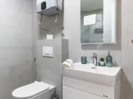 Prodaja, dvosoban stan, 72m², Bečići, Budva - image 7