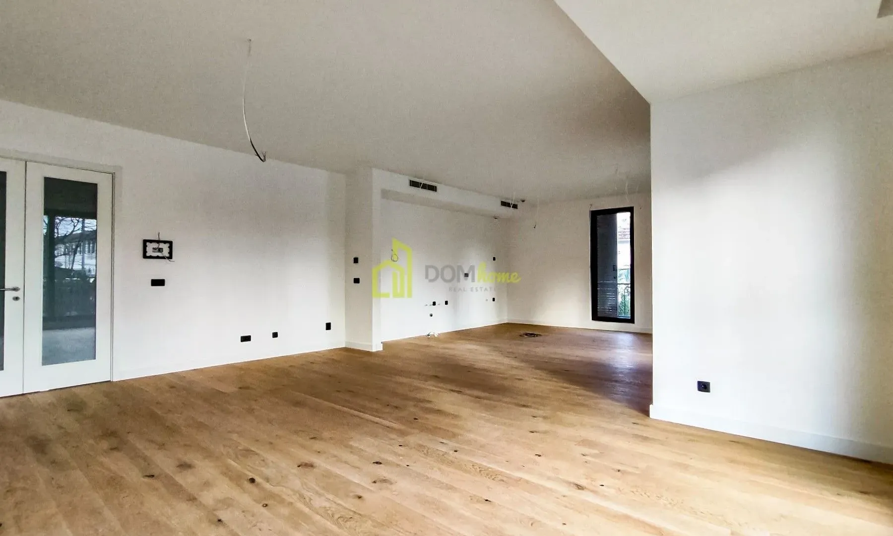 Rent, three bedroom apartment, 140m², Centar, Podgorica