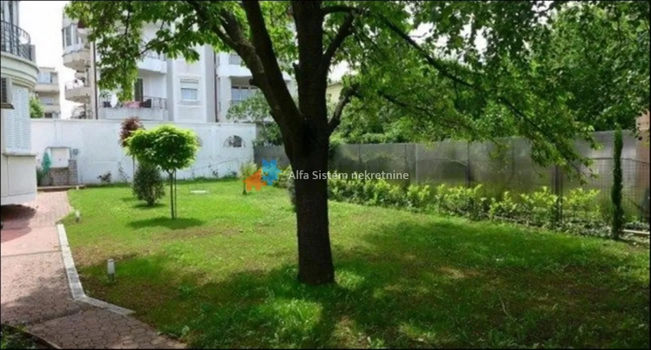 Rent, house, 300m², Voždovac Sve Podlokacije, Beograd