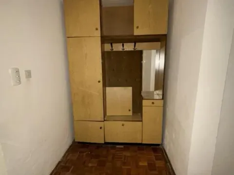 Prodaja, trosoban stan, 75m², Budžino brdo, Jagodina - image 7