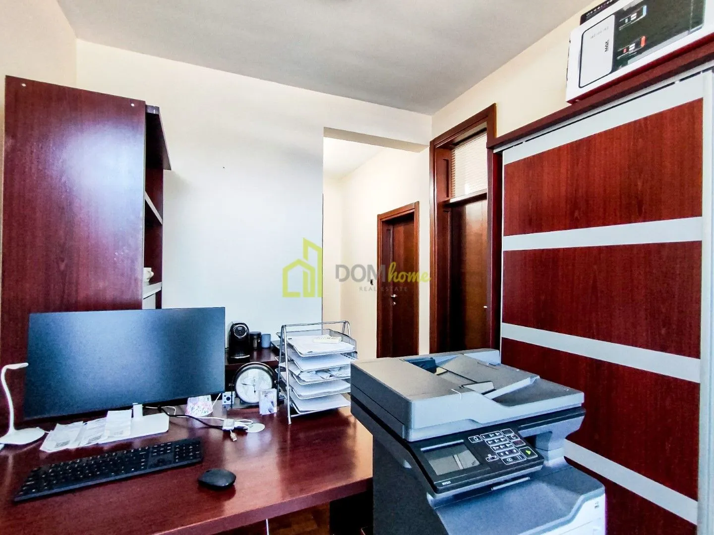 Rent, office space, 60m², Pobrežje, Podgorica