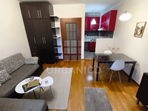 Rent, studio apartment, 32m², City Kvart, Podgorica - image 6