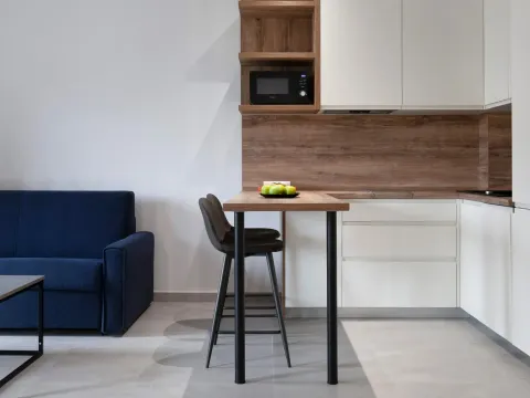 Prodaja, stan, 33m², Kotor, Crna Gora - image 2