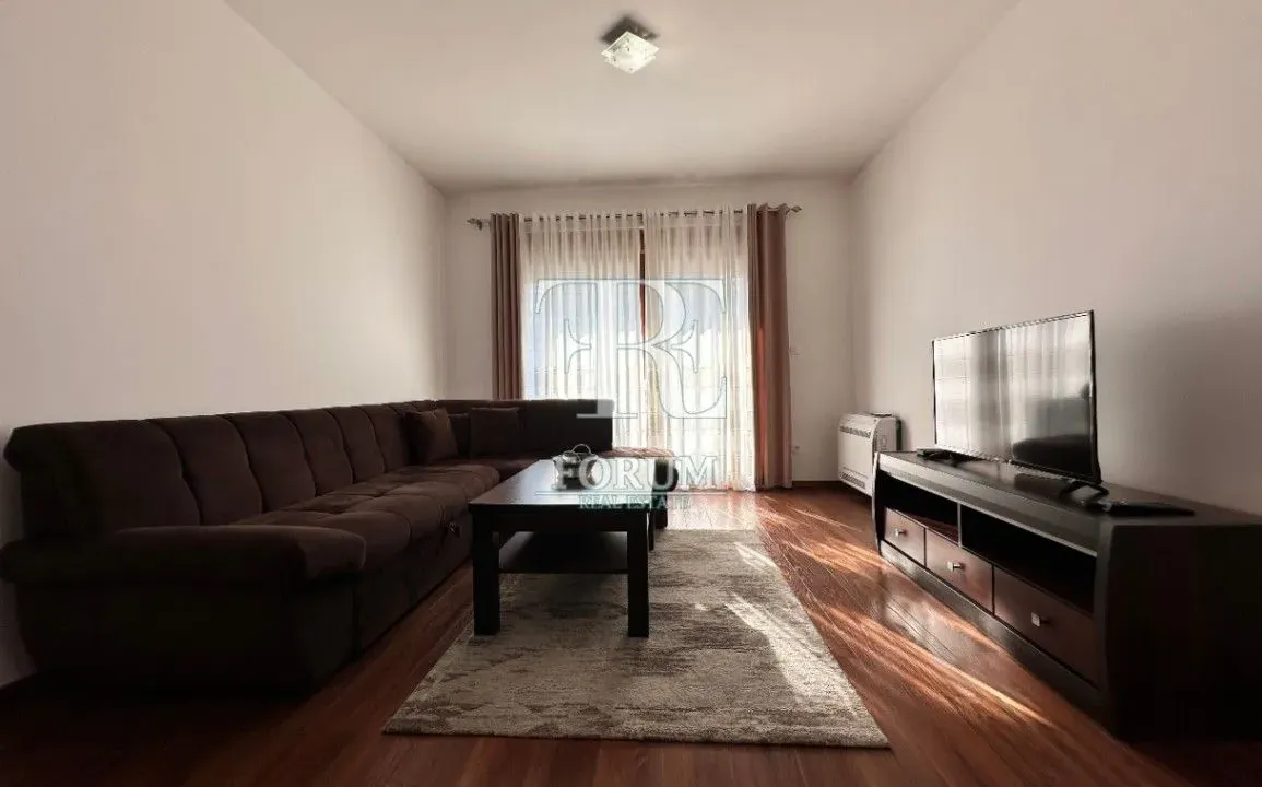 Izdavanje, dvosoban stan, 70m², Master Kvart, Podgorica