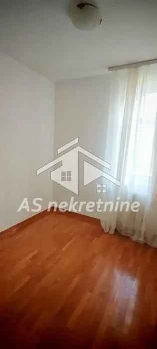 Rent, four bedroom apartment, 150m², Savski Venac, Beograd