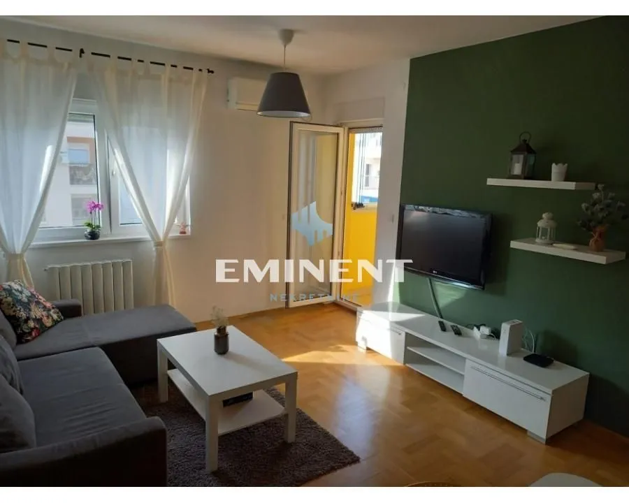 Rent, two bedroom apartment, 45m², Novi Beograd Blok 72, Novi Beograd Sve Podlokacije