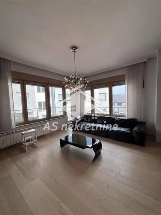 Rent, four bedroom apartment, 105m², Savski Venac, Beograd