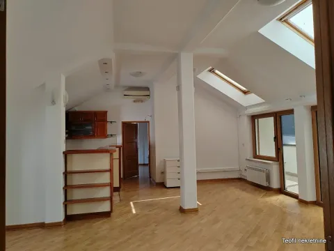 Izdavanje, poslovni prostor, 166m², Kalenić Pijaca, Vračar Sve Podlokacije - image 8