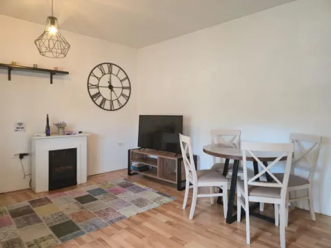 Prodaja, jednosoban stan, 37m², Drač, Podgorica - image 2