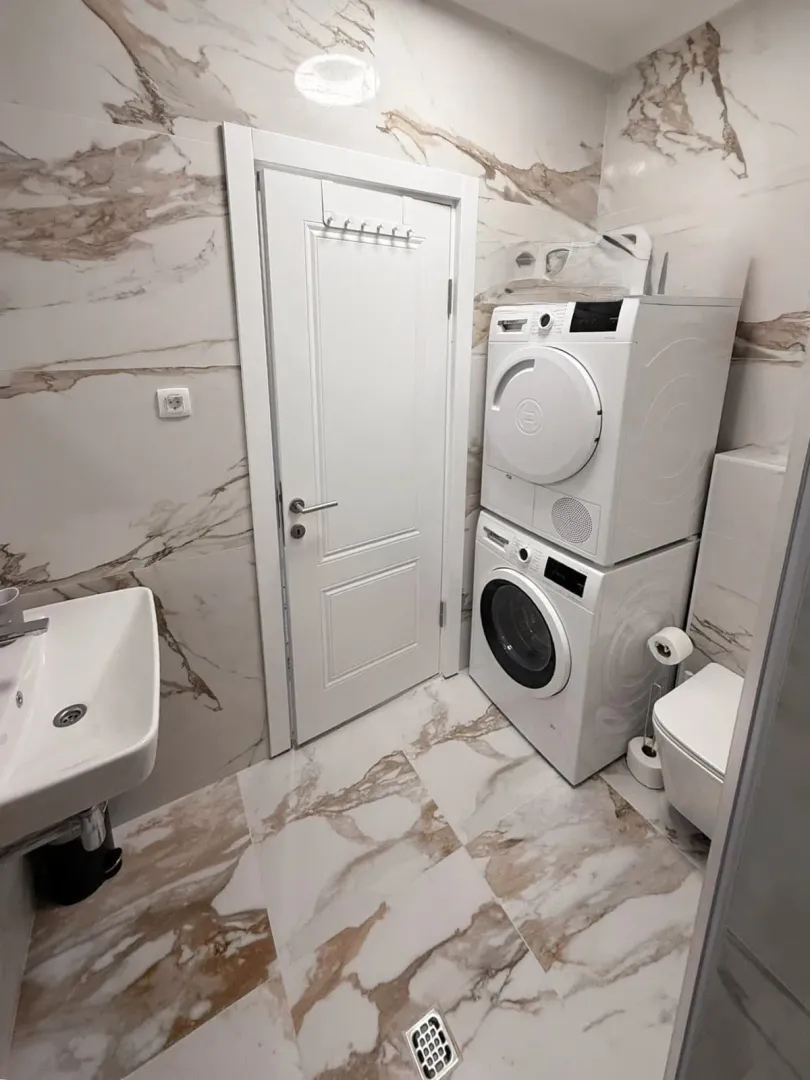 Prodaja, jednosoban stan, 62m², Radovići, Tivat