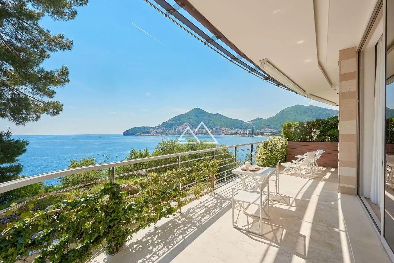 Prodaja, dvosoban stan, 125m², Centar, Budva