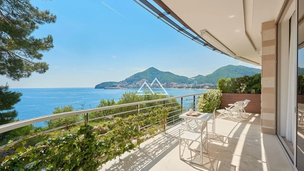 Prodaja, dvosoban stan, 125m², Centar, Budva