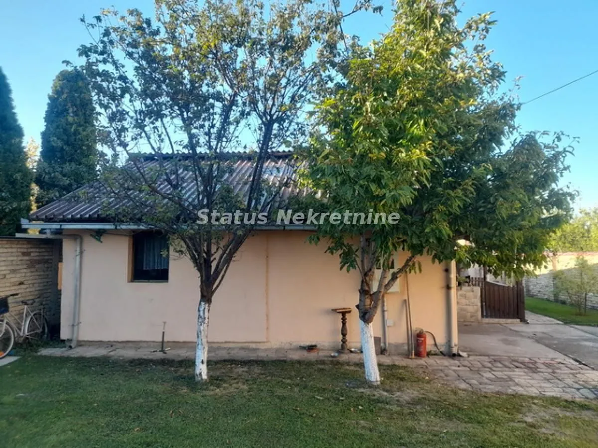 Prodaja, kuća, 64m², Futog, Novi Sad Sve Podlokacije