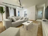 Izdavanje, četvorosoban stan, 105m², Sajam, Novi Sad Sve Podlokacije - image 1