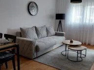 Izdavanje, stan, 650m², City Kvart, Podgorica - image 1